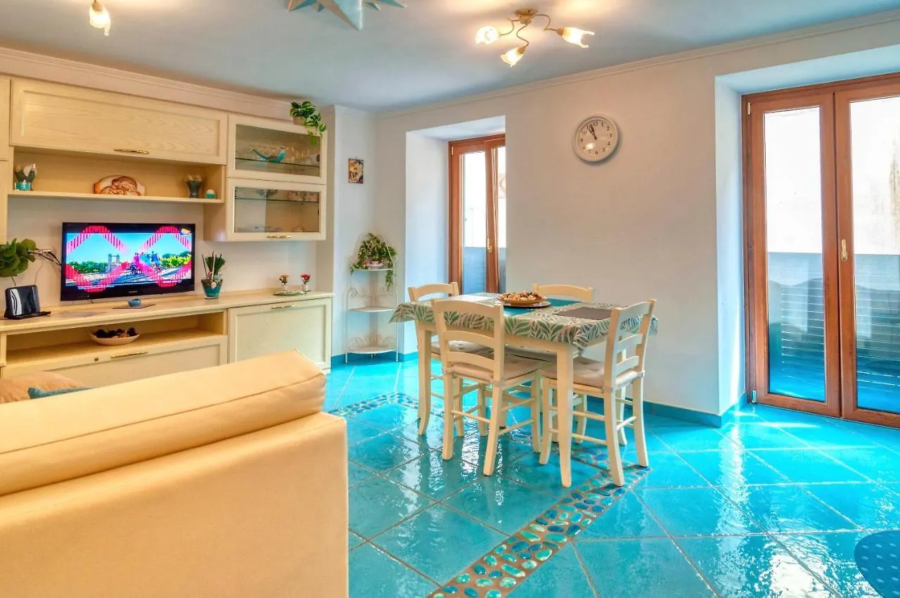 アパート アマルフィCasa Elisabettaアパートメント